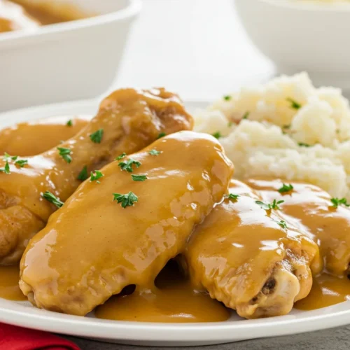 Smothered Chicken Wings with Gravy feature image